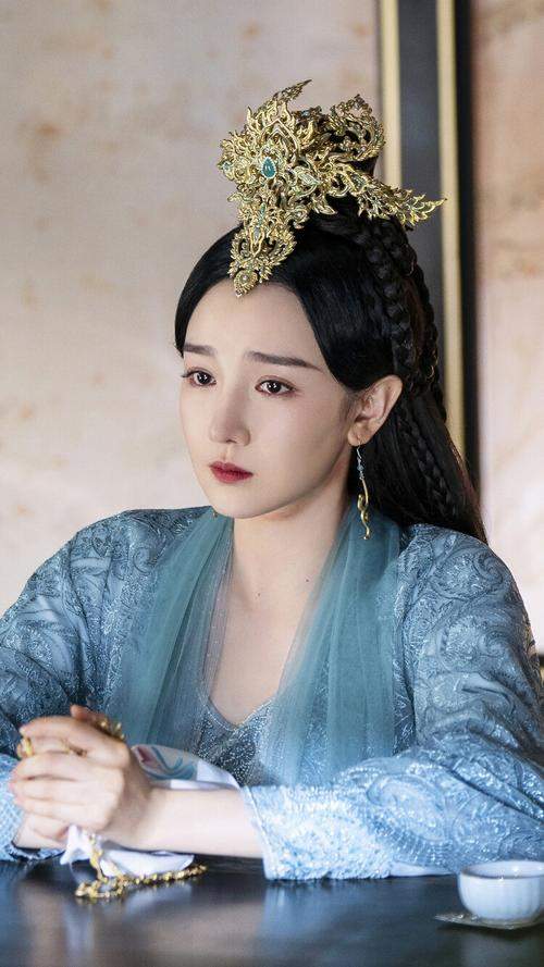 陈小纭整容前演过什么电视剧,演员陈小纭现状