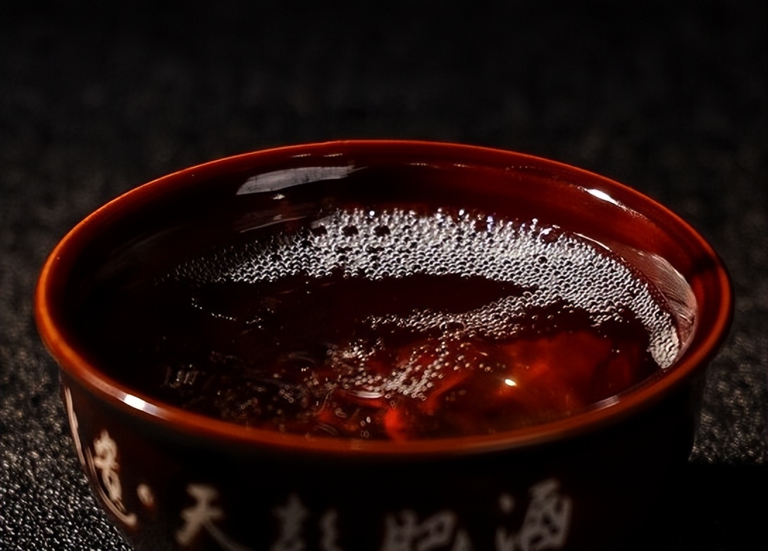 怎么挑纯粮食白酒批号,挑白酒技巧