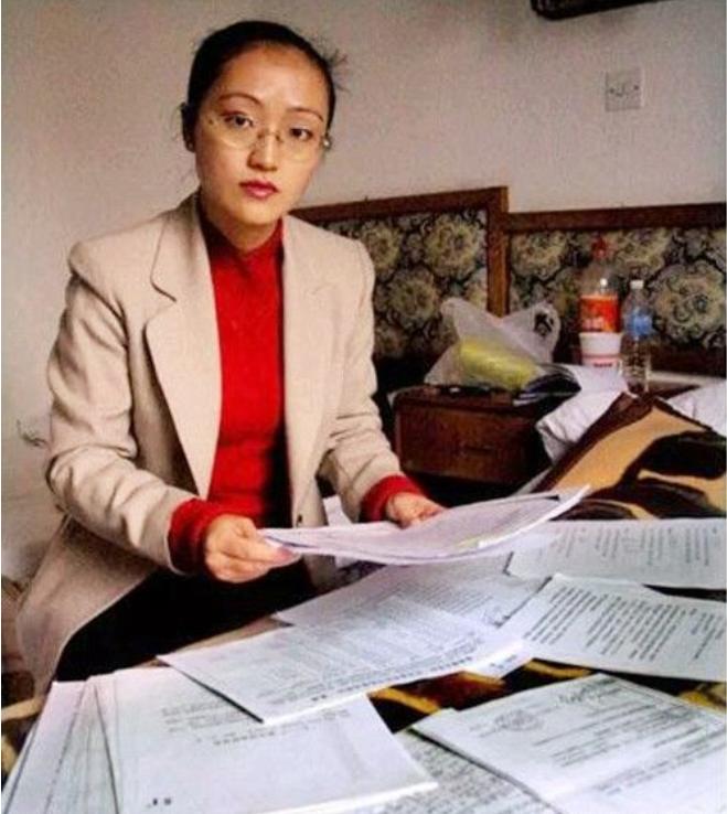 他用罐头换飞机净赚一个亿，出狱后发现自己在北京有264套房产