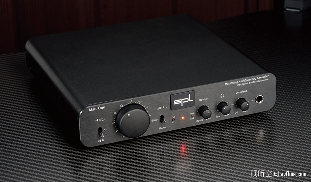 将入门级母带*听设监备**带回家：试听splOne系列产品