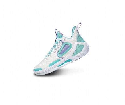 安踏轻狂球鞋,安踏最新出的两款球鞋