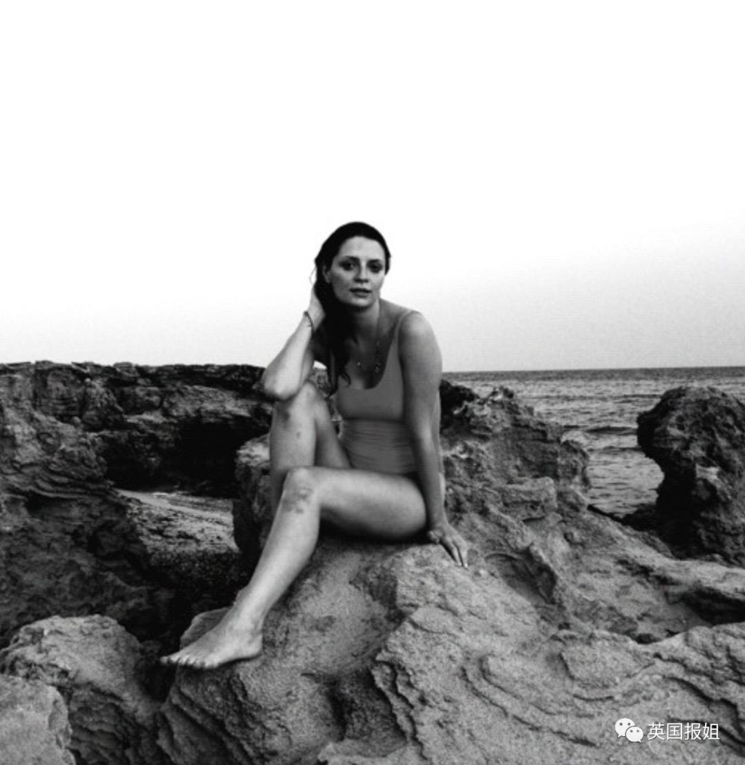 美国甜心美少女出道即爆火，却被亲妈下药控制当赚钱工具