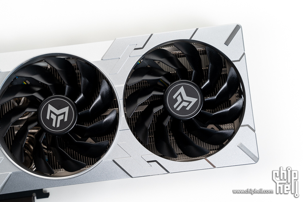 华硕tufgaminggt502弹药库白色,华硕gt502机箱黑橙搭配