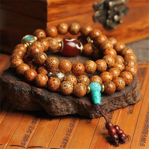 爱它，就盘它！风靡一时的手串热度过去了，你的宝贝还好吗？