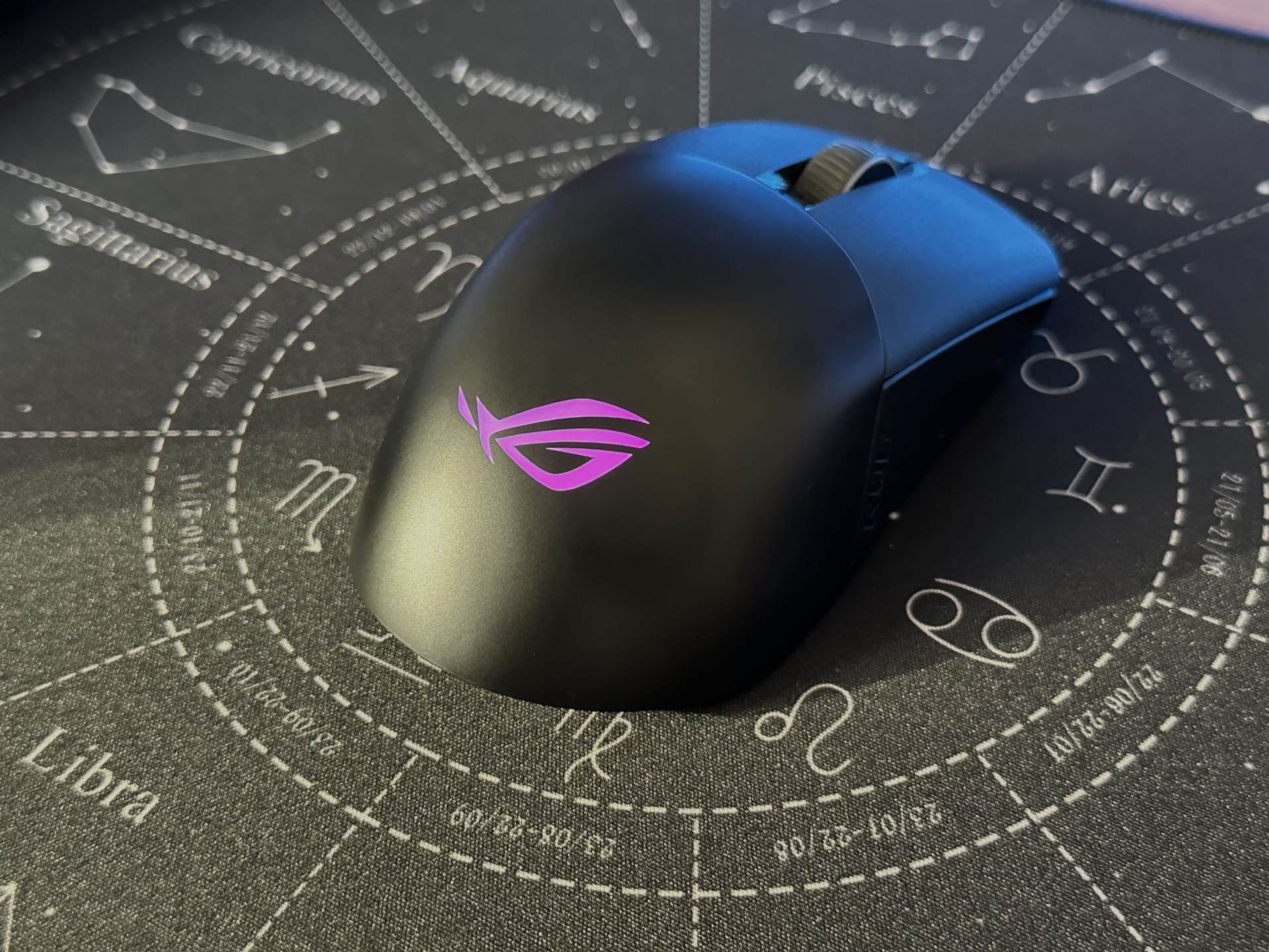 rog无线月刃传感器,rog无线鼠标月刃