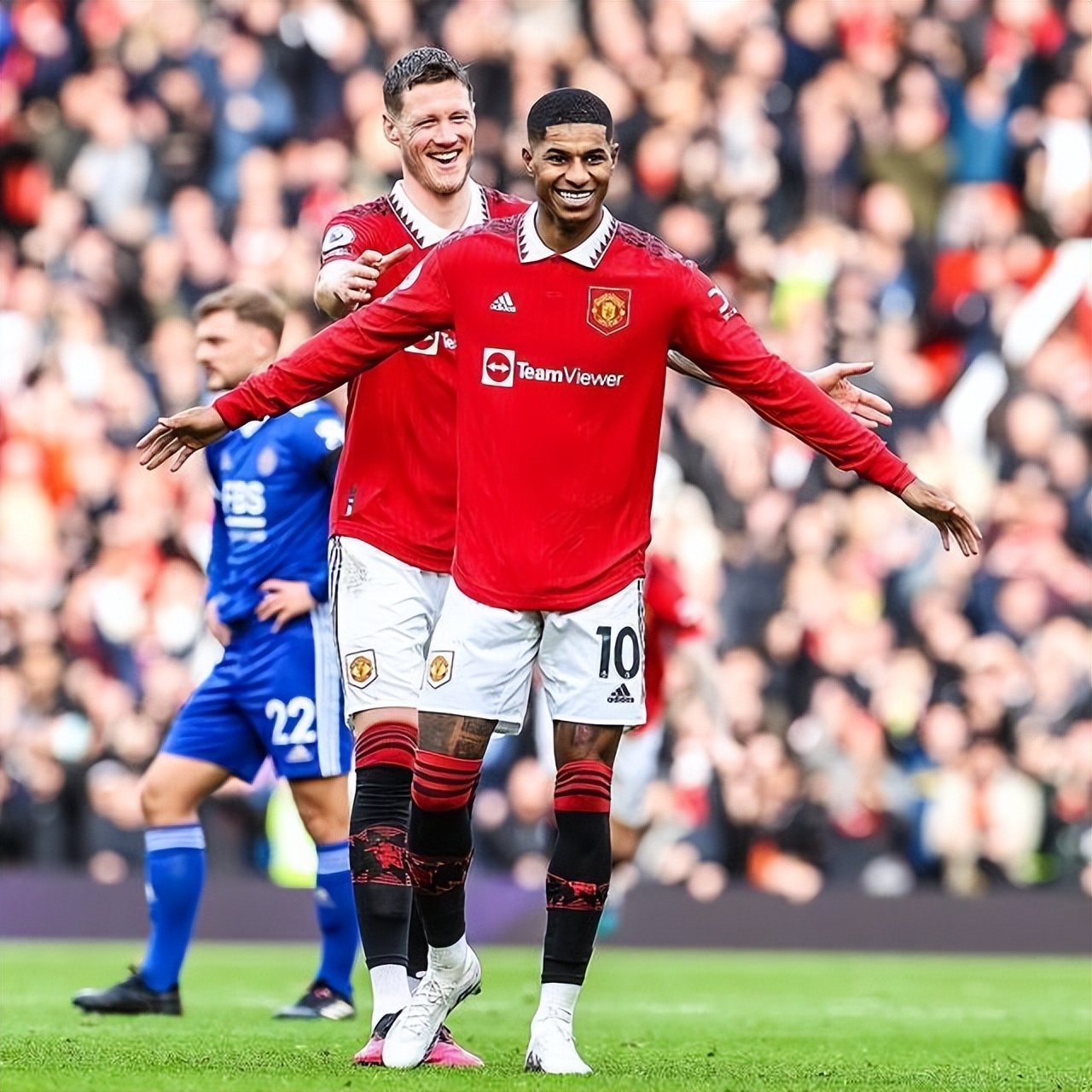 滕哈格真命硬吗,2比1赢球后滕哈格的反应