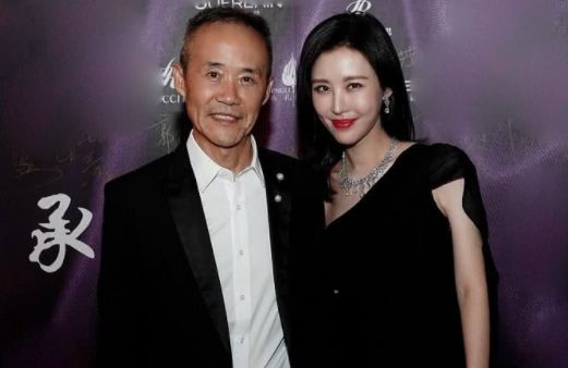 地产大亨王石简历,地产大佬王石简介