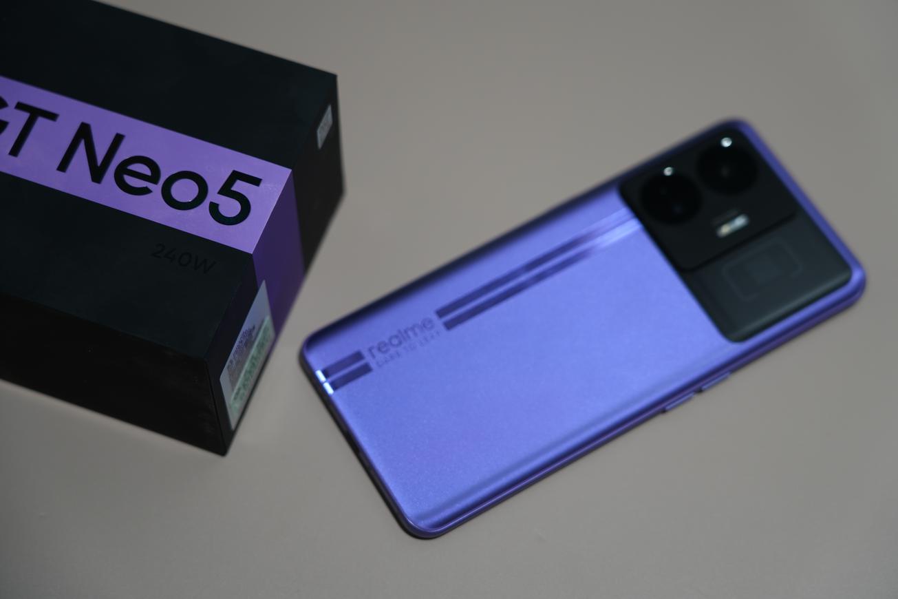 真我gtneo5正式发布支持240w闪充,真我gtneo5将搭载240w快充