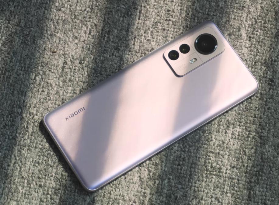 从2699元降至1799元,直面屏旗舰跌至2699元