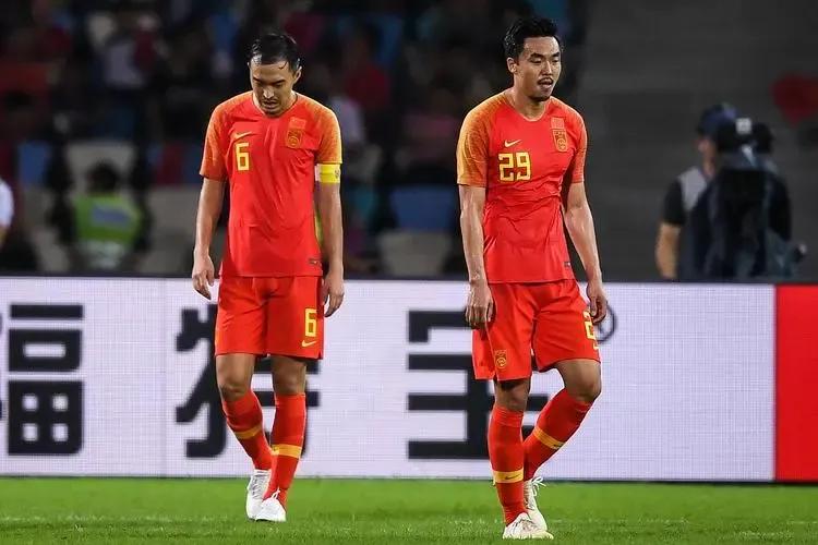 死了的足球队员,死掉的足球球员