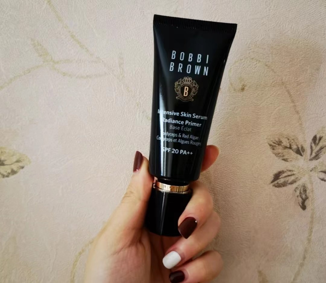 热门彩妆cpb护肤品测评,cpb妆前乳和玫珂菲