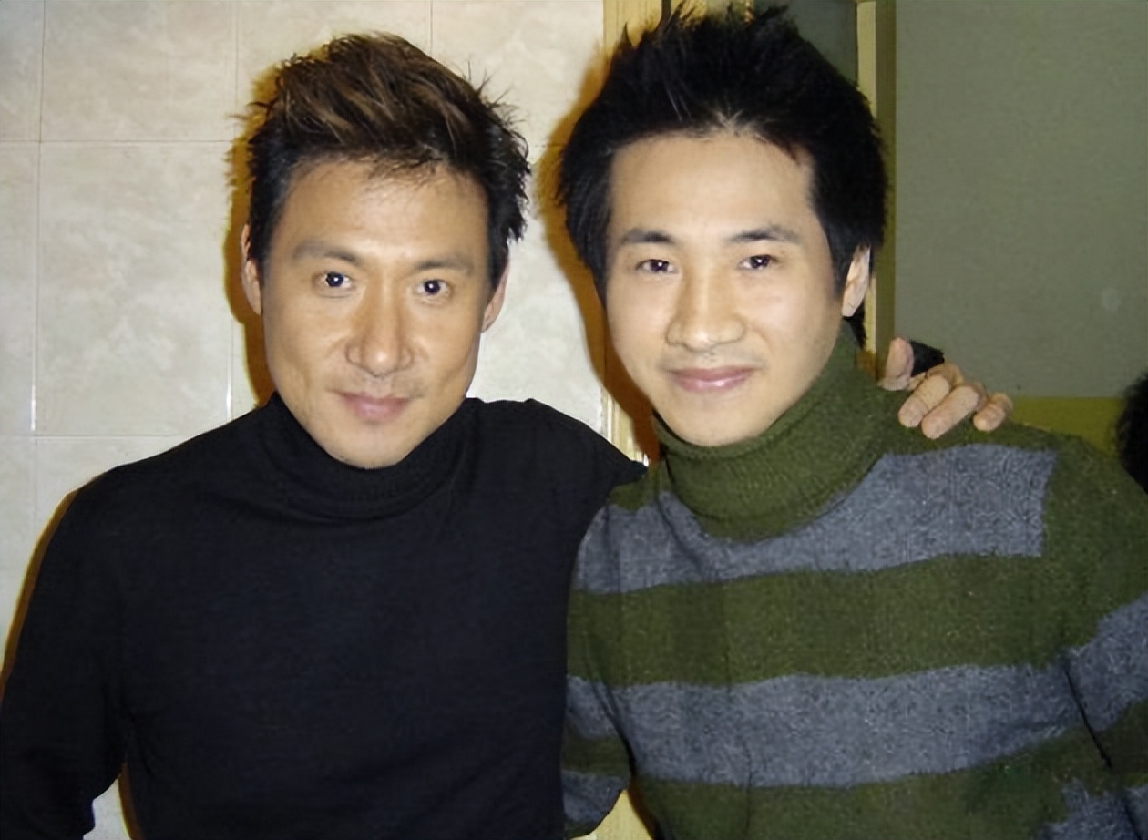 明明是双胞胎却被区别对待电影,明明是双胞胎却被区别对待的电影