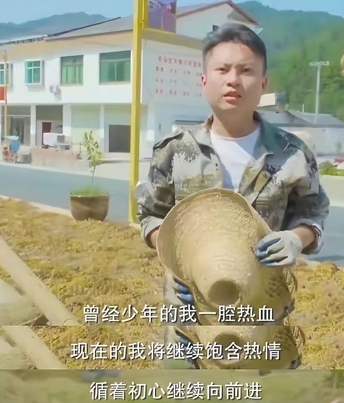 22个夺刀少年错过高考救下一车人,2014年江西高考夺刀少年现状