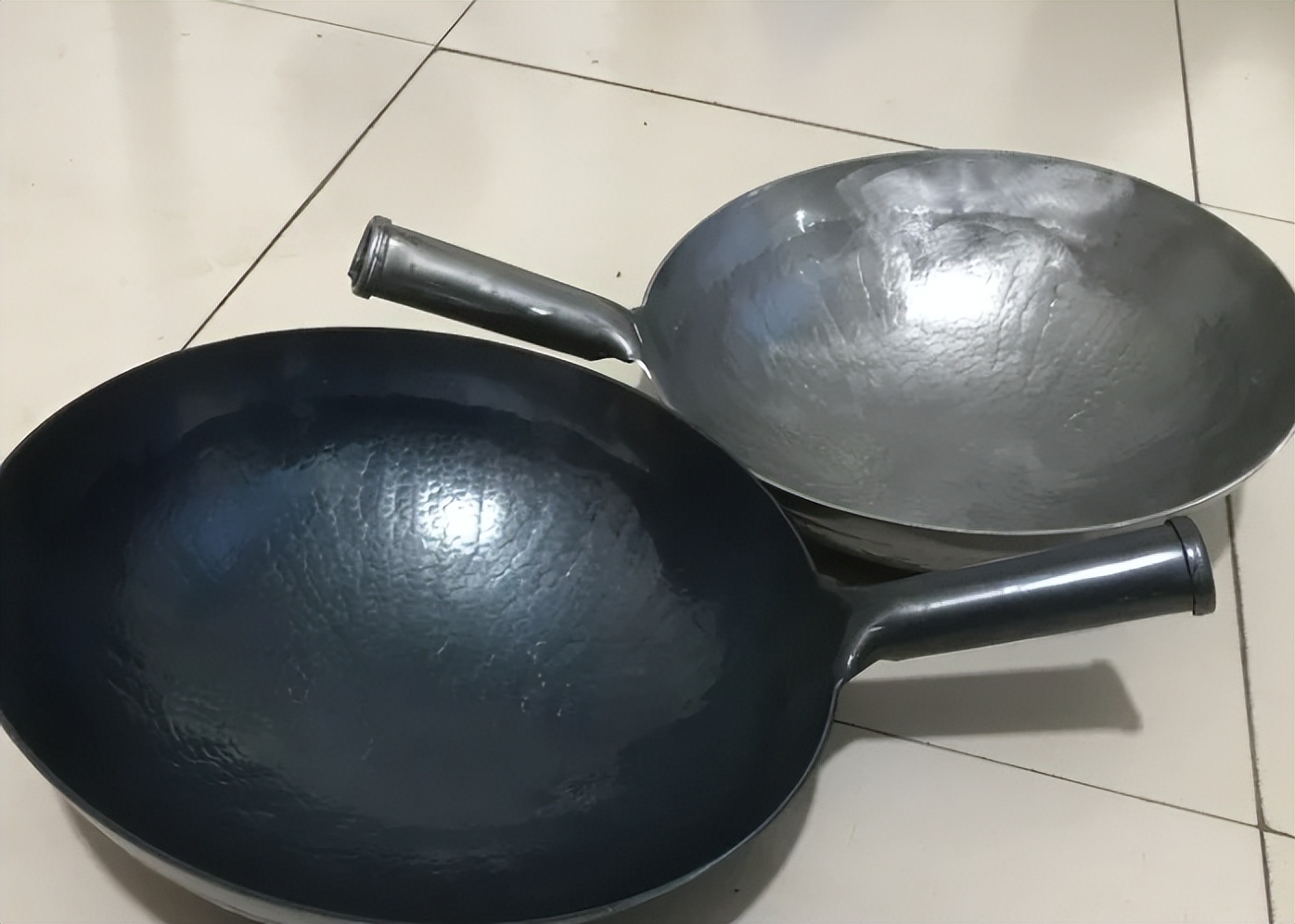 熟铁锅好用还是生铁锅好,生铁锅和熟铁锅到底哪个好用