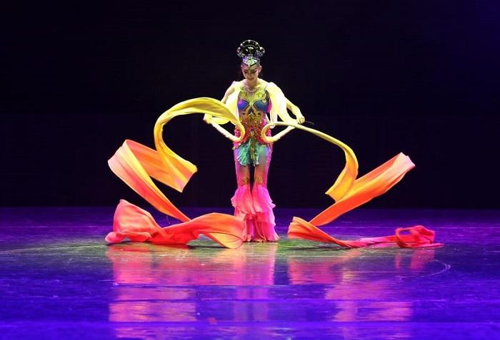 汉唐古典舞史,秦汉时期的古典舞