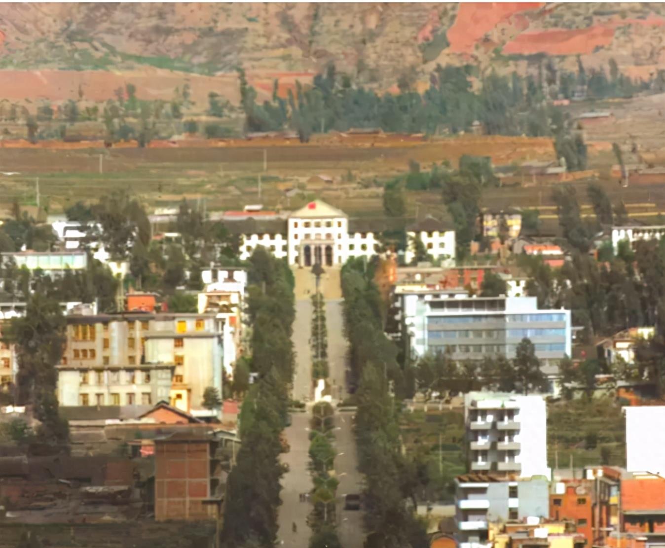 昆明东川：让云南成全国唯一没B车牌的地方，为何反向申请设市？