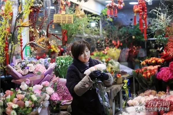 多地99朵玫瑰花束突破千元，沪上花商进货靠“抢”……还买吗？