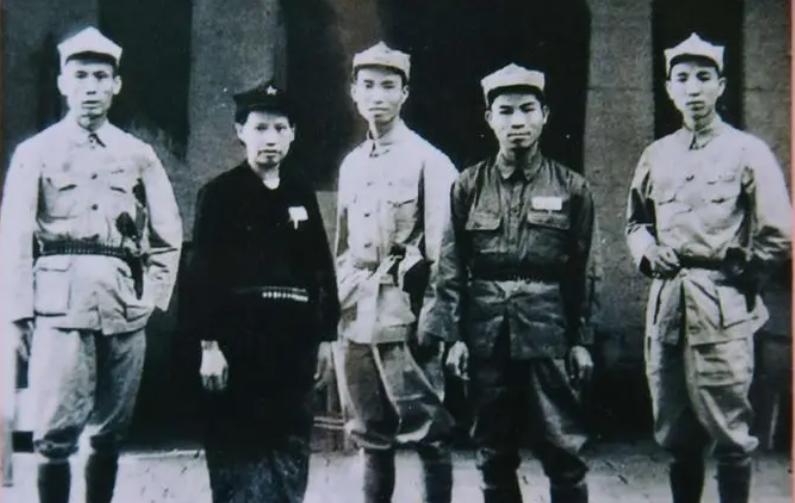 东江纵队北撤名单大全,东江纵队的部队解放后留在哪里