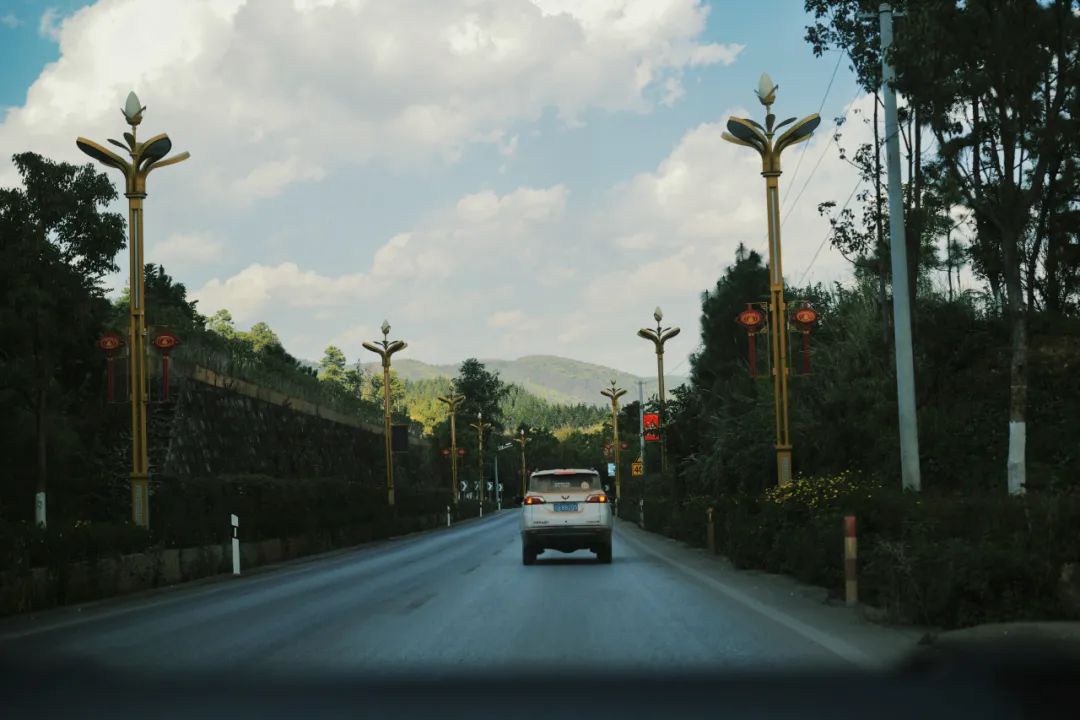 公司的旅游团建必须去吗,旅游团建机构有哪些好的