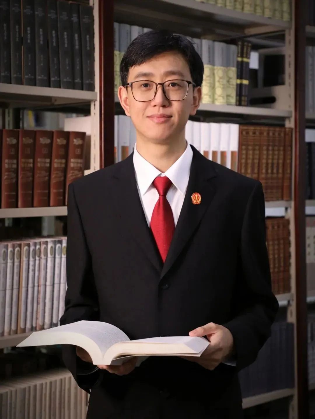 房产案件法庭被告应该怎么说话,房产纠纷起诉怎么取证再审