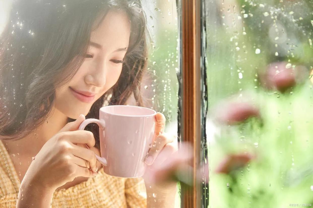 胸部是不是要经常轻按摩,胸部是不是不能随便用力按摩