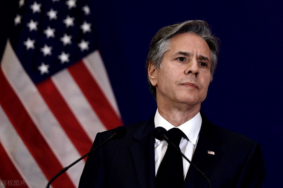 美再批准一批对台军售*器武**，同时想中国买美债，我方应该合作吗？