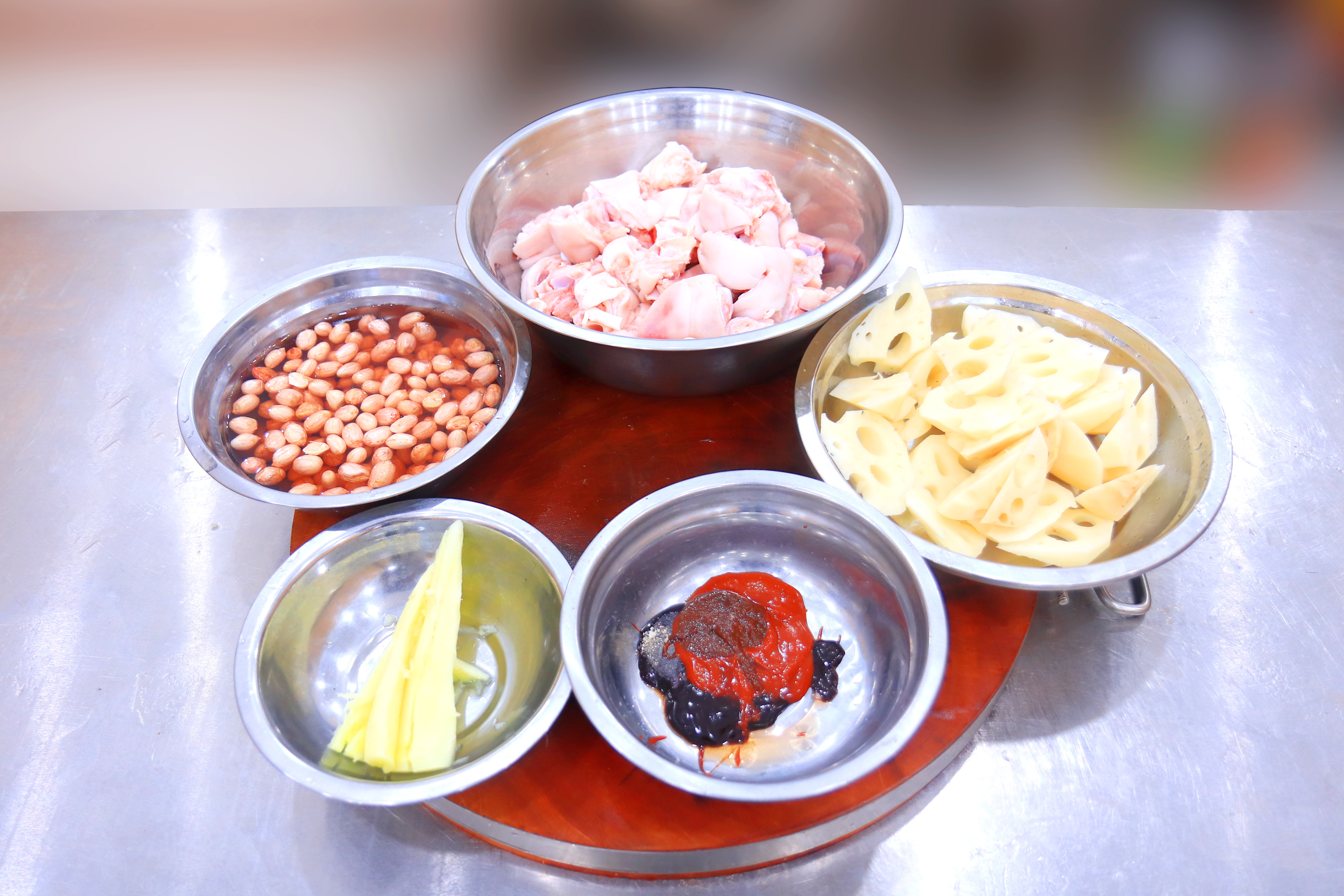 清明节在闰月里要避开闰月上坟吗,闰月清明上坟祸事临门是真是假