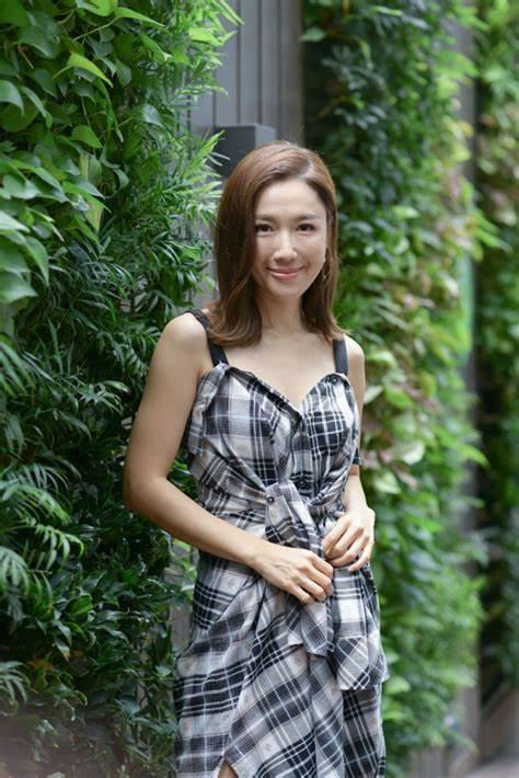 前tvb艺人自曝患上癌症,前tvb花旦上月秘密剖腹产