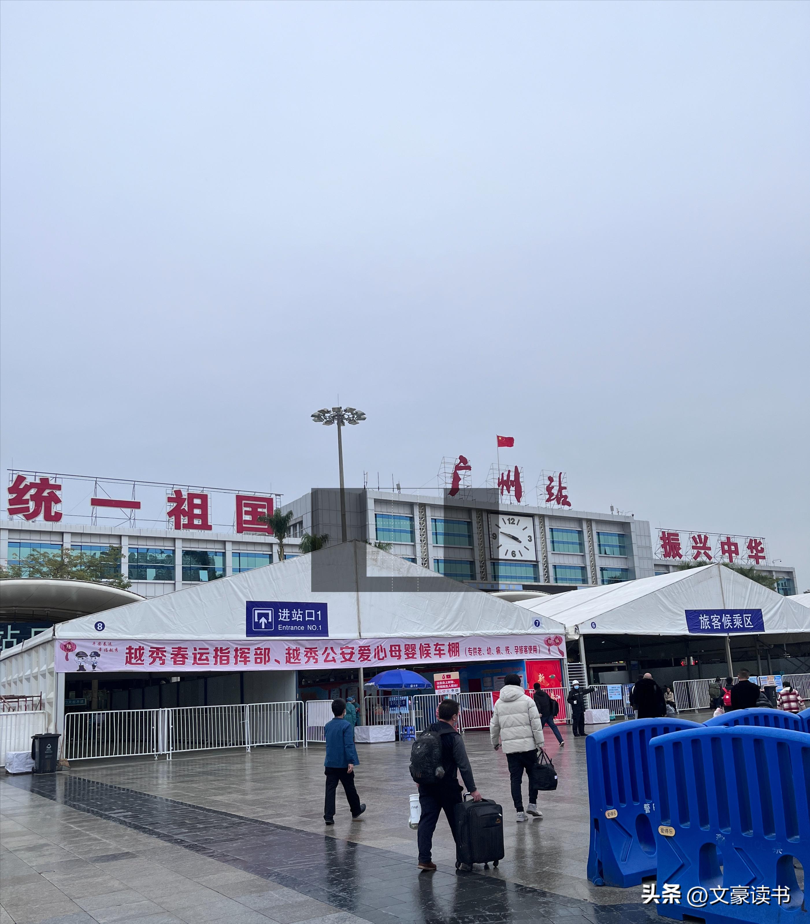 去三亚火车票和飞机票哪个便宜,过年买去三亚的火车票好难啊