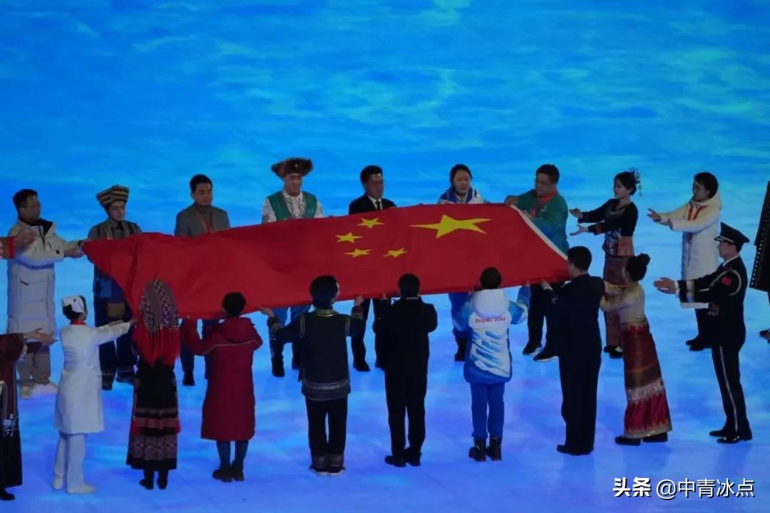 张艺谋揭秘冬奥北京8分钟,张艺谋2022冬奥开幕式背后的故事