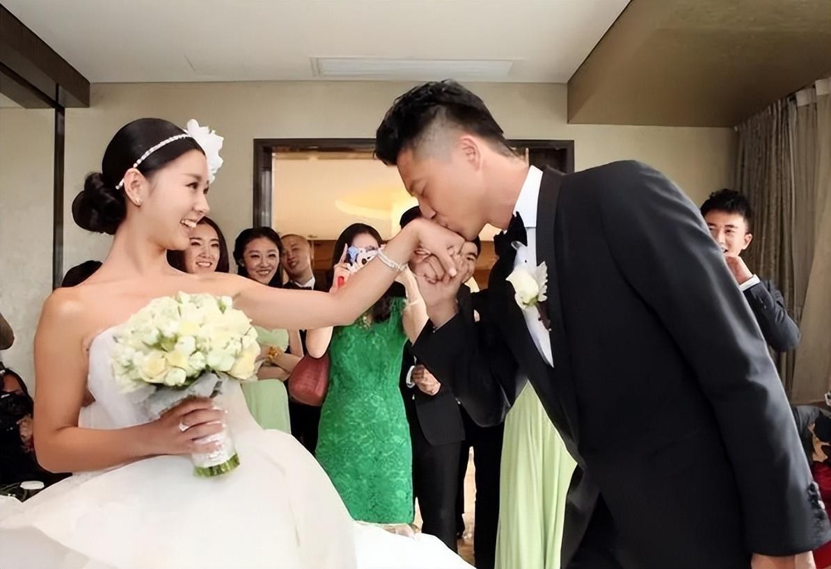 王雷和老婆演的电视剧,王雷和岳母打乒乓球