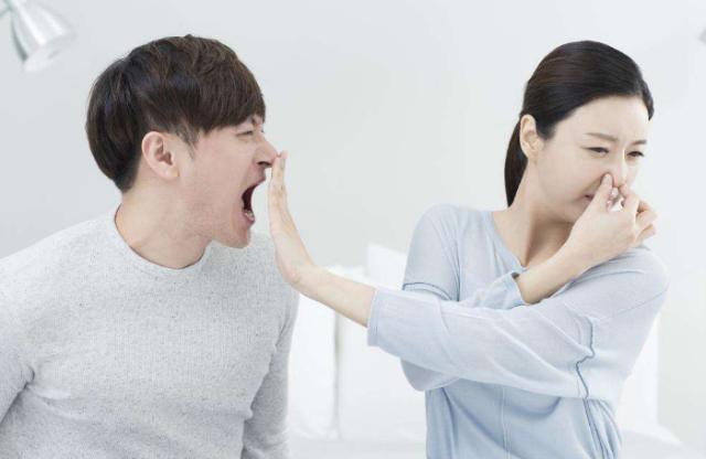 口干口苦口臭是有病吗,口干口苦口臭是脾胃不好吗