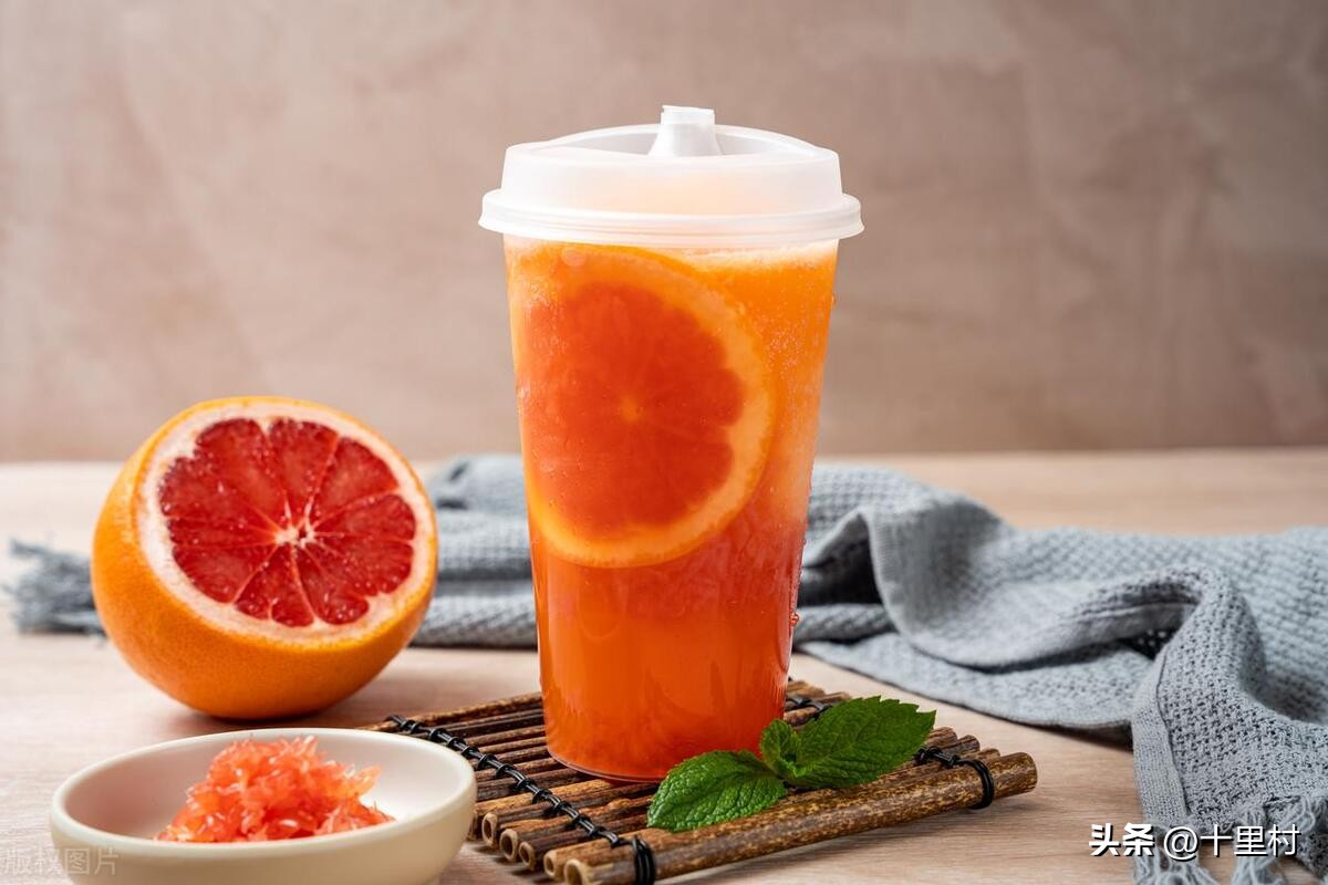 卖饮料赚钱吗利润是多少,夏天卖饮料到底赚不赚钱