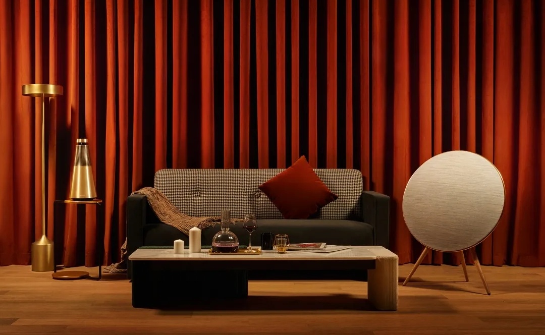 宾馆酒店房间都标配的音箱,顶级酒店房间里的音响