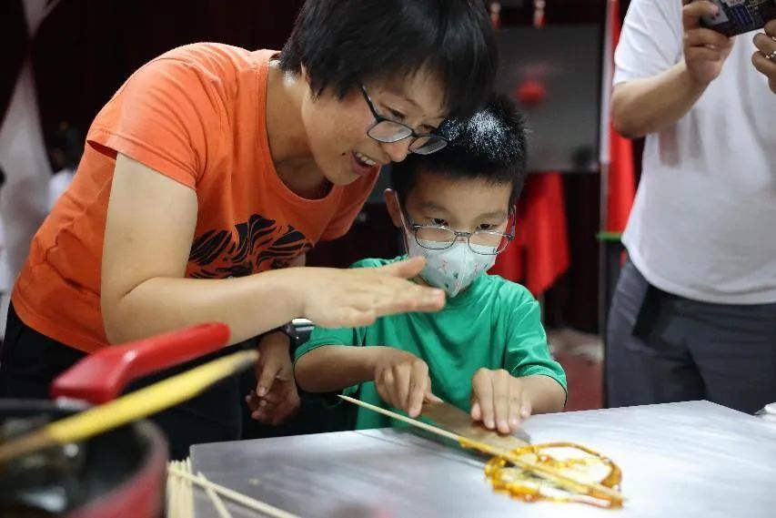 缤纷嘉年华六一喜乐会,缤纷六一快乐成长主题活动