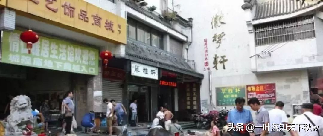 古玩市场逛逛视频 (逛逛辽宁兴城古玩市场)