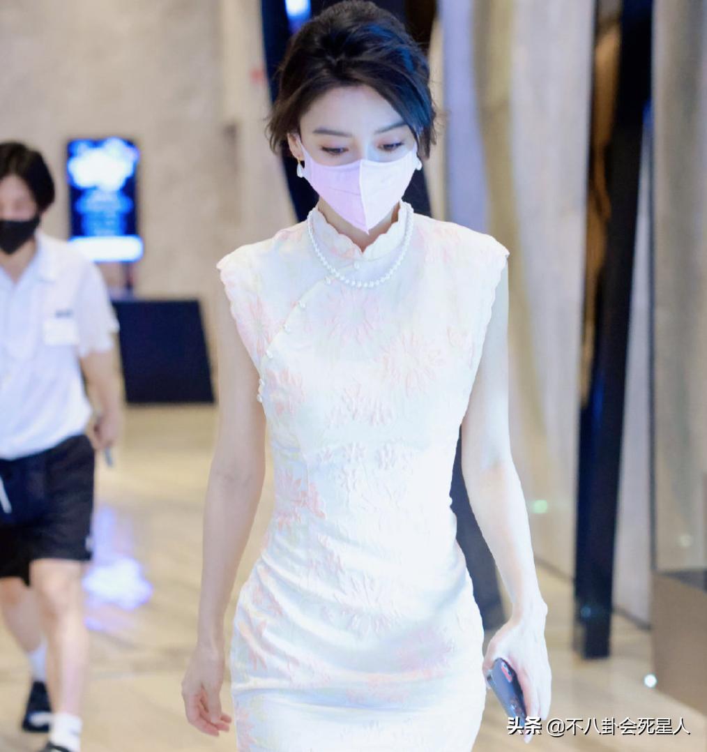 杨颖杨幂倪妮周冬雨邓超黄晓明,杨幂的细腰图片