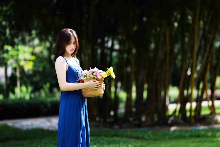 朝沐东风晚沐霞——友文荟萃