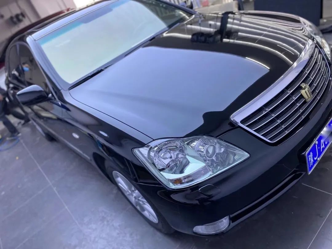 老皇冠全车翻新整备50000元,12代皇冠二手翻新要多少钱