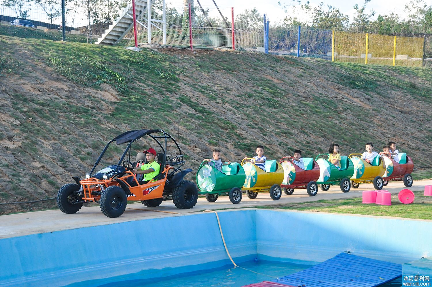 张家界万福温泉游玩图片,万福温泉欢乐谷处处是风景