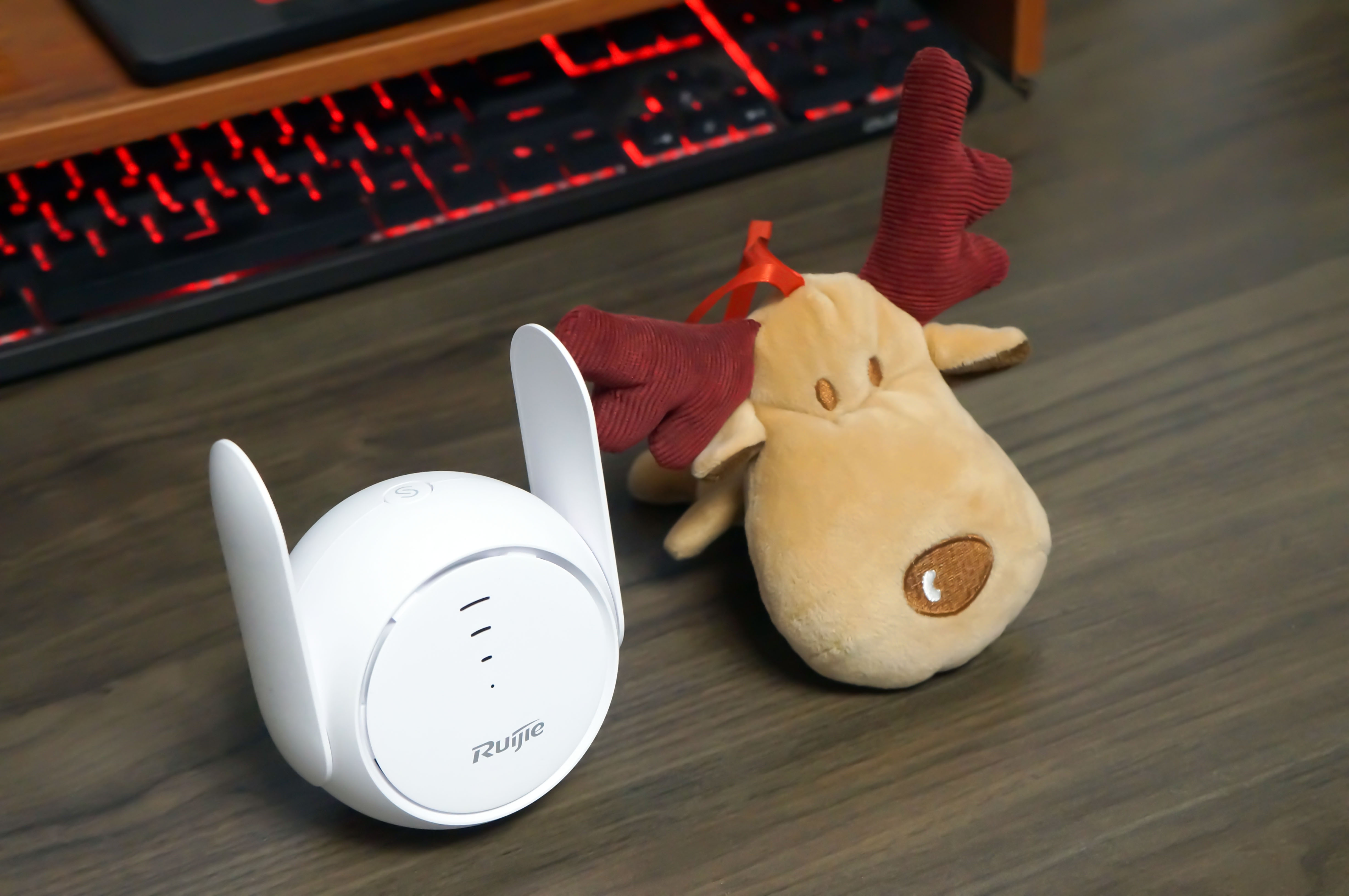 无线网信号增强放大器锐捷,锐捷小兔子wifi信号放大器换天线