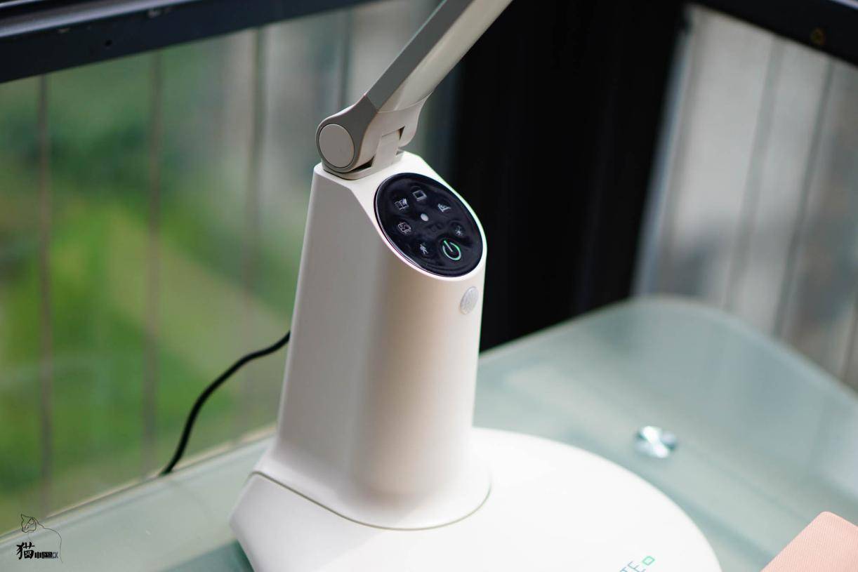 儿童学习护眼灯爱德华,预防孩子近视用2盏台灯