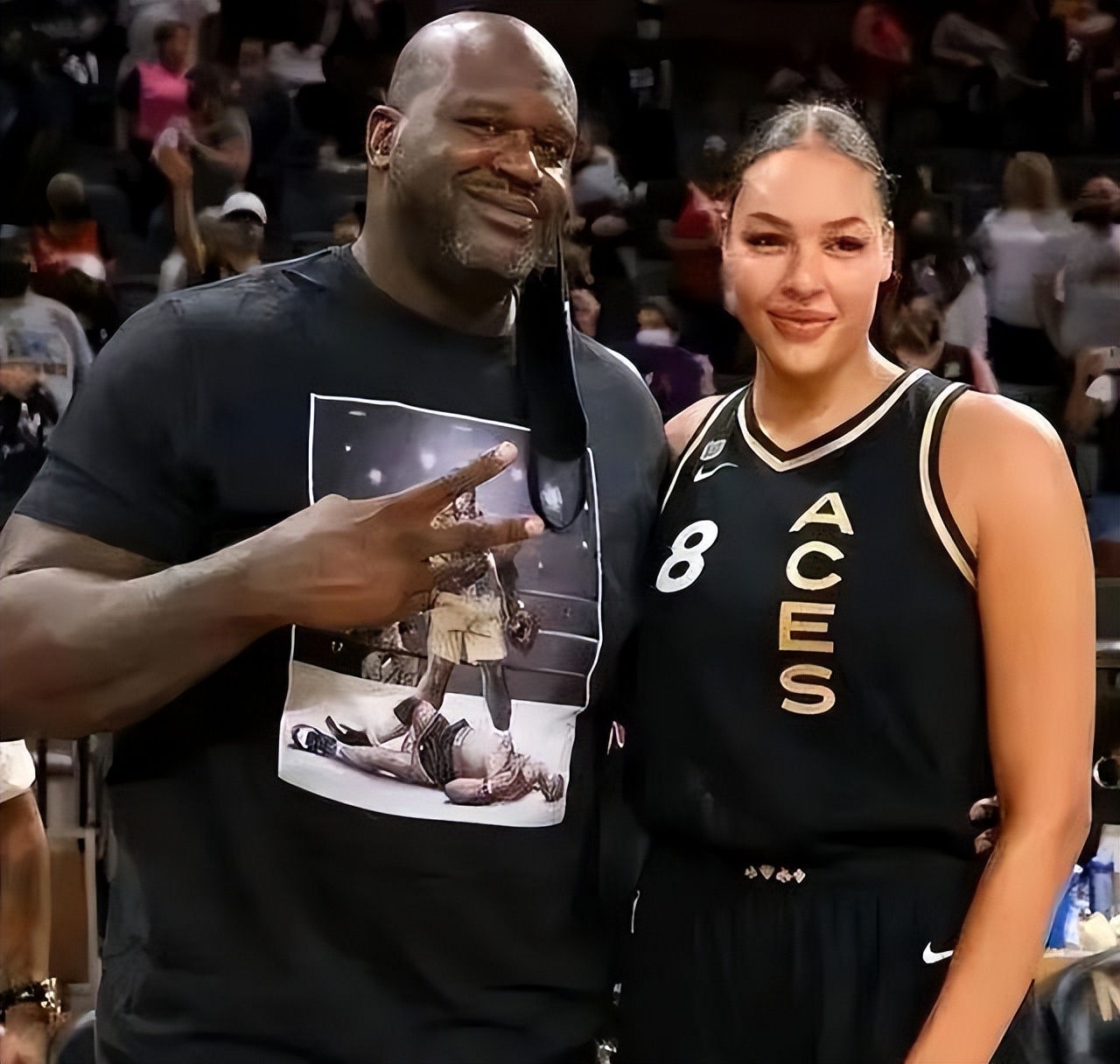 拉尔萨靠什么为生,拉尔萨进入成人行业