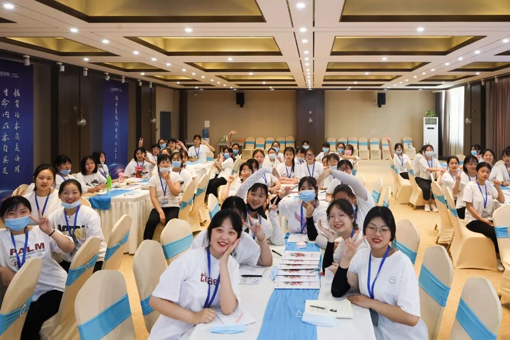 学幼师有什么好前途,男幼师就业前景