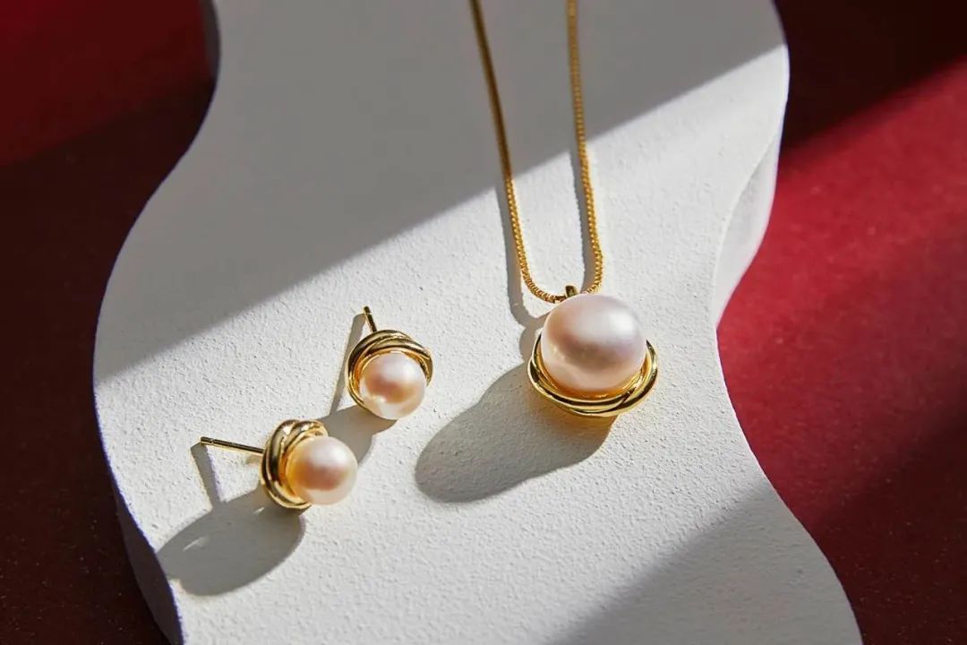 什么珍珠好看又实用,女人为什么爱首饰