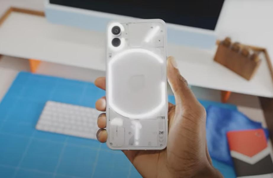 光污染？还是未来范儿？新品牌NothingPhone只在印度生产销售