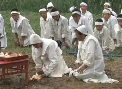 奶奶的牡丹院：牧雷（161章）悼念侠义不忘旧恩（长篇连截）