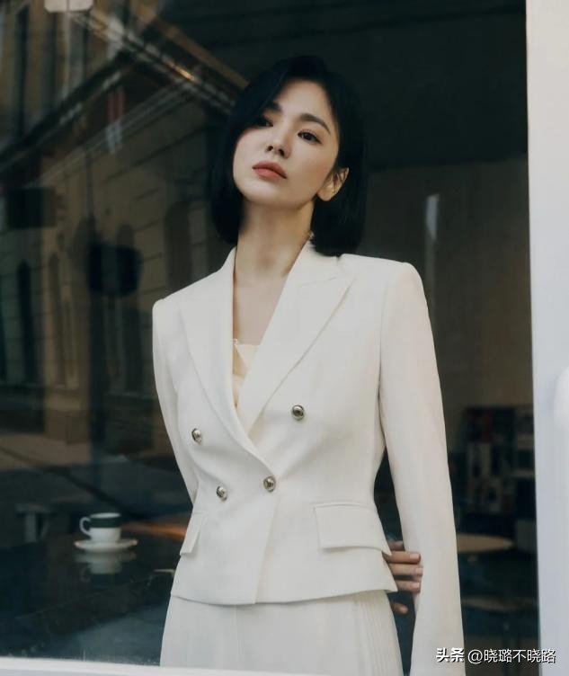 宋慧乔黑暗荣耀同款齐耳短发,宋慧乔新剧留齐耳短发清新干练