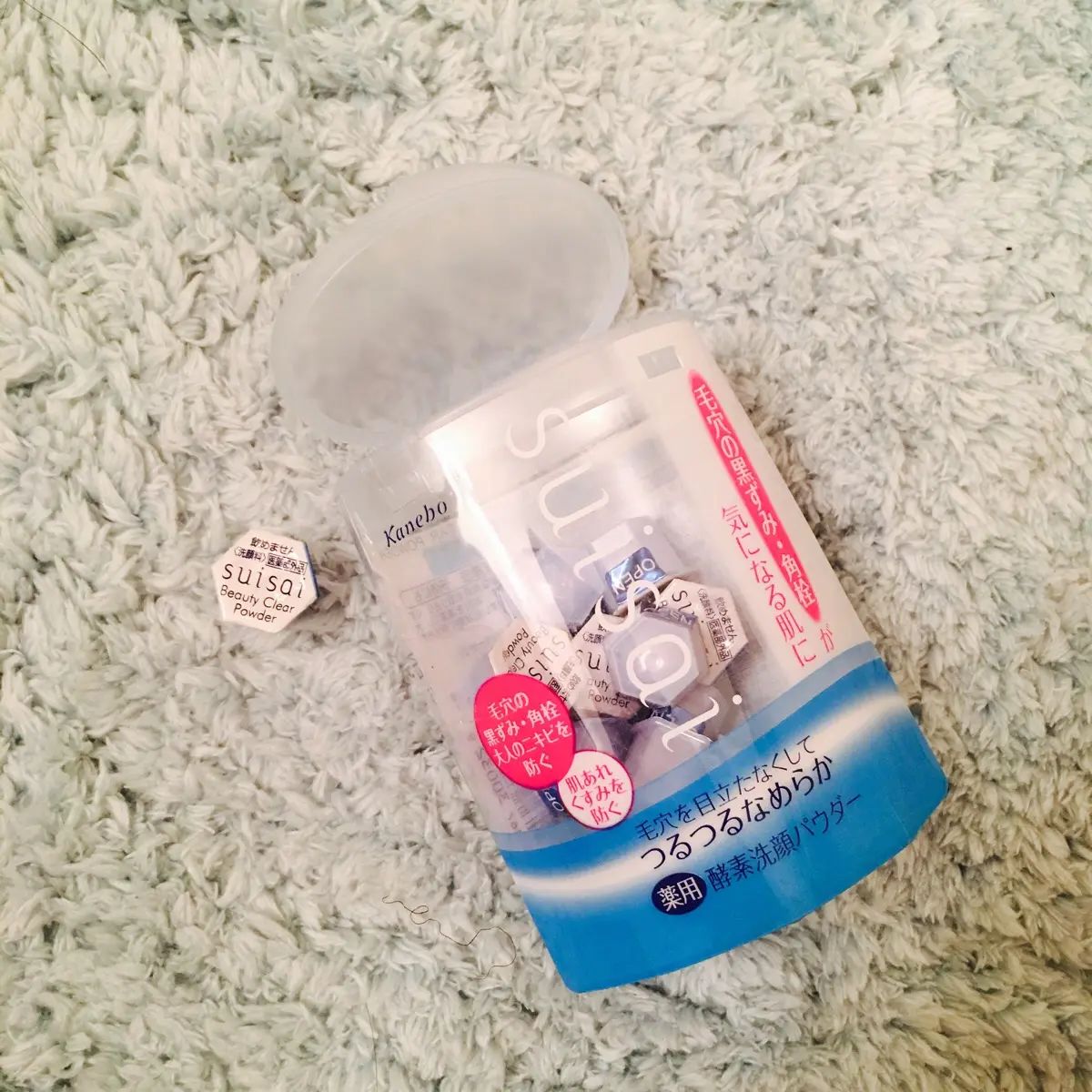 男生脸上很多处脱皮怎么办,男生脸上脱皮干燥