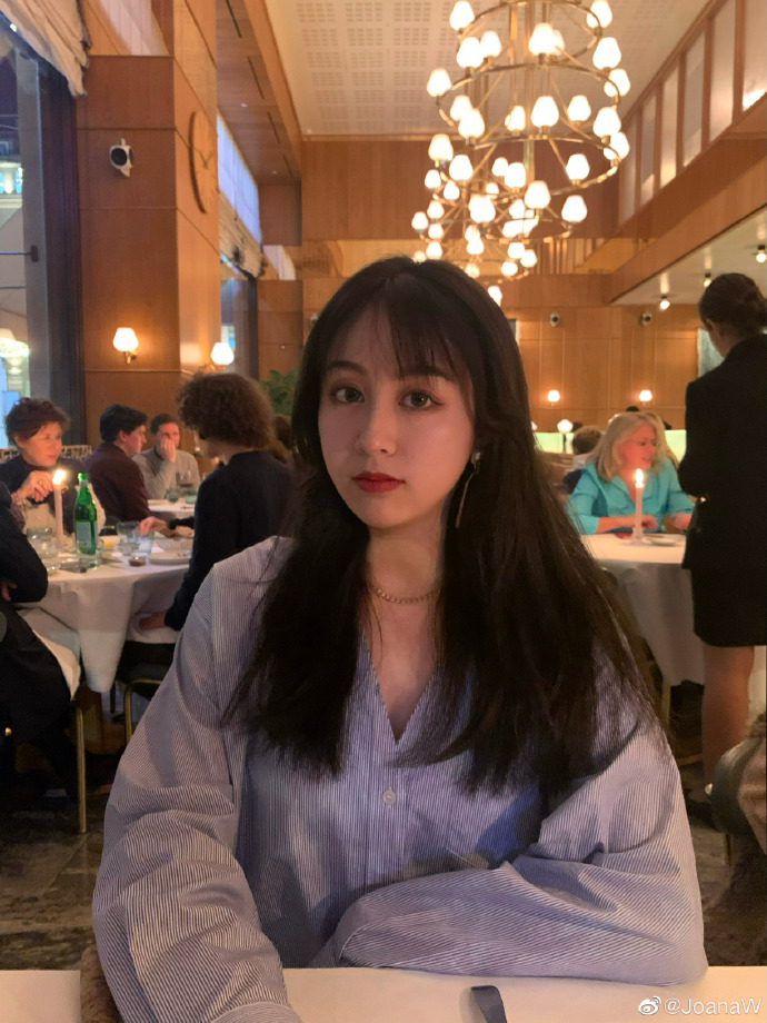 韦世豪老婆吴雅家世,韦世豪妻子吴雅是什么星座